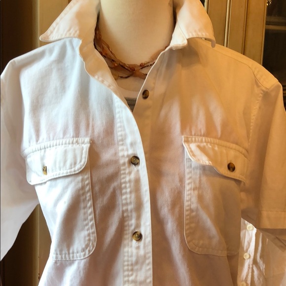 White essential Tops - Picture 2 of 8